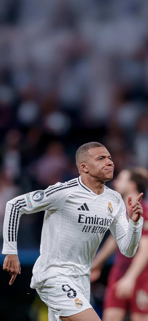 UP官博庆祝H4cker出道七周年：这一次，做自己的光